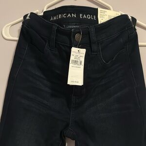 American Eagle Super High Rise Skinny Jegging Size 2 Short